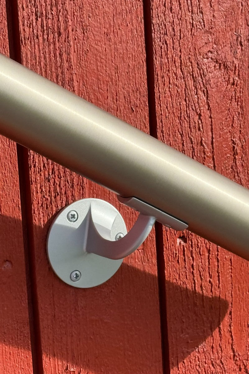 Beslag i aluminium för ledstång