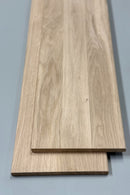 Hyllplan i massiv Ek