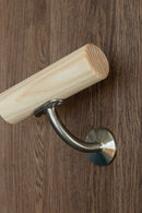 Borstat stålbeslag för ledstång