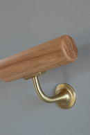 Gammeldags mässingsbeslag för ledstång